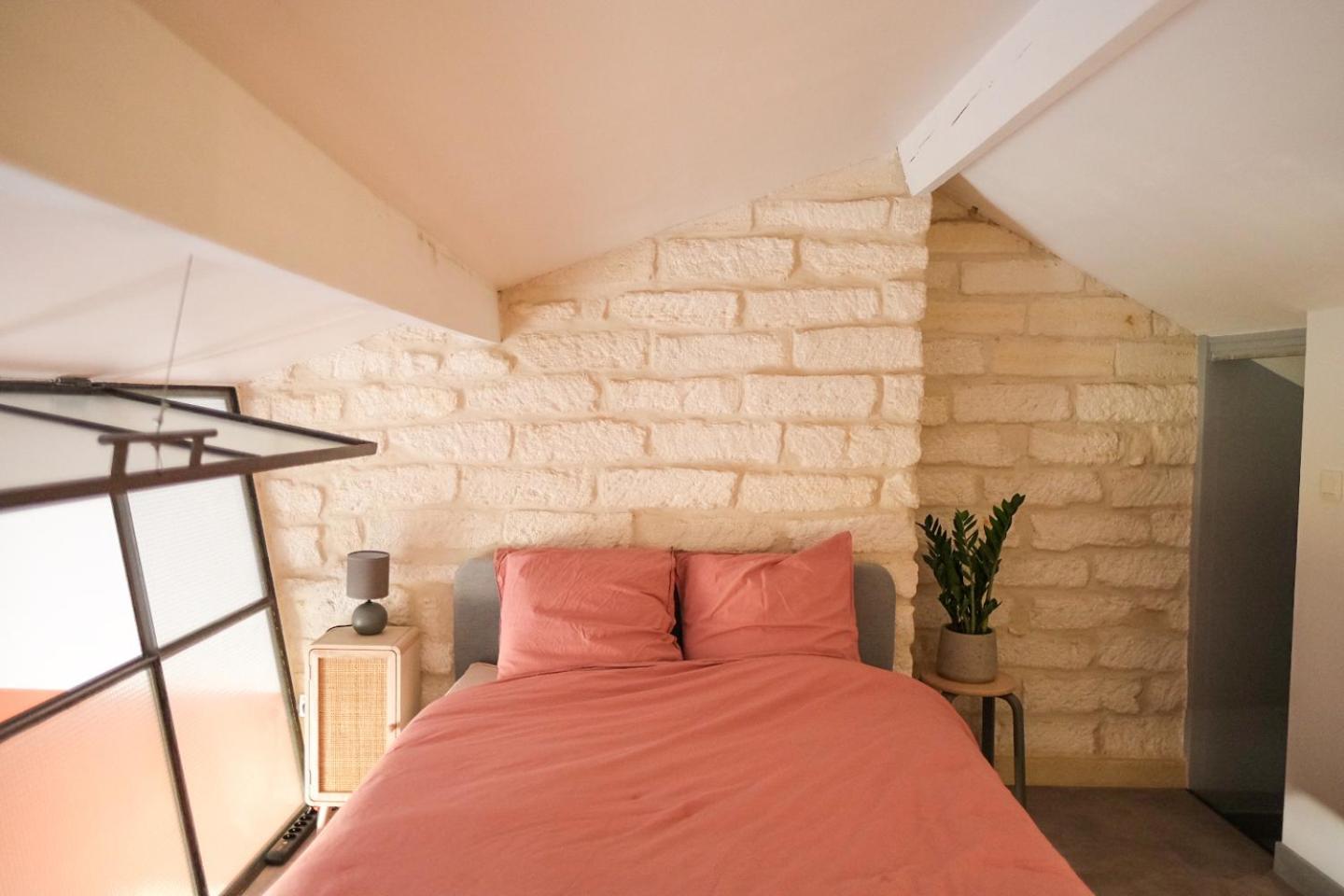 Apartamento Cosy T3 Style Loft Proche Gare St Roch Montpellier Exterior foto